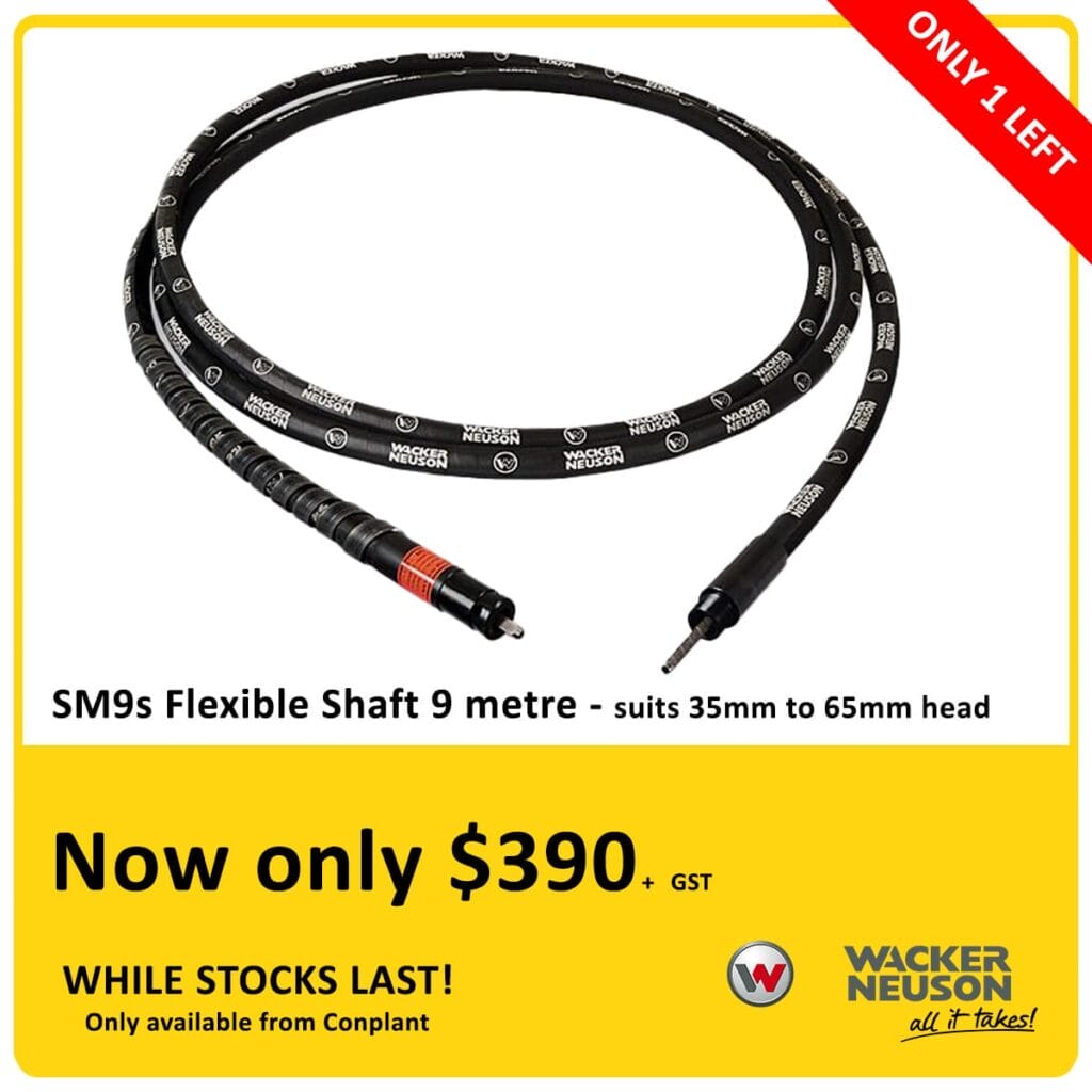 A 9m flexible shaft for machinery, black with connectors, price 0, only 1 left in stock.